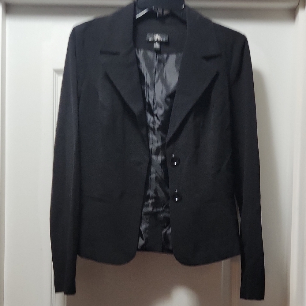 I.N. San Francisco Black Blazer Classic Notched Lapels